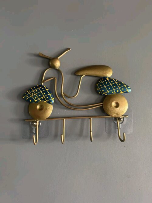 "Vintage Scooter Metal Key Holder – Handcrafted Wall Hanging with Stylish Hooks"